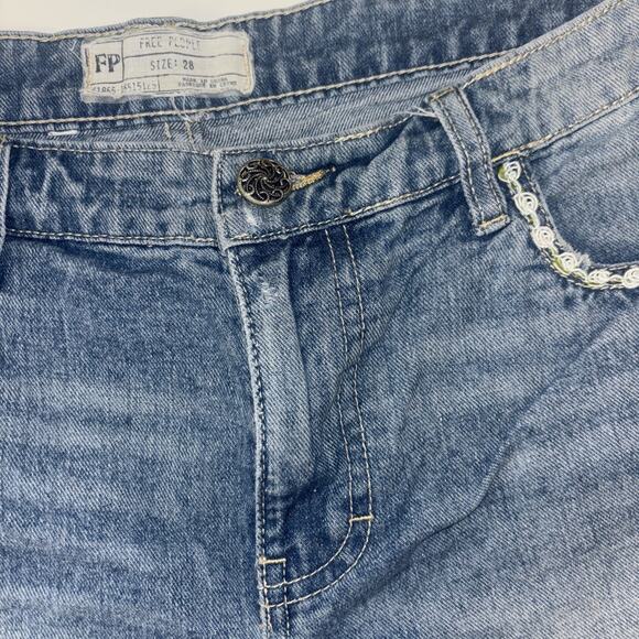 VTG Free People Denim Cutoff Shorts Sz 28 Boho South West Country Y2K Embroidery - Picture 9 of 9